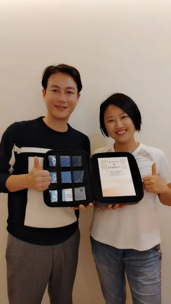 圖/Asia Training天集團銷售總裁 ── 林俊安老師(左)、全豆樂創辦人鄧琇文老師(右)。