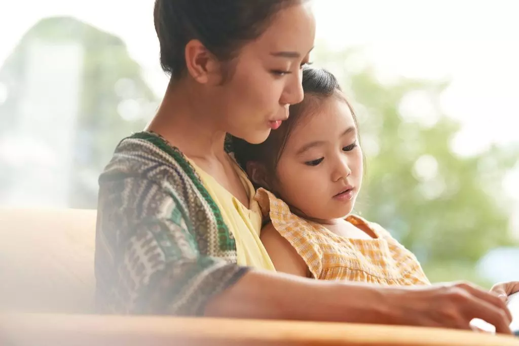 圖／不論大人、小孩，人人都喜歡聽故事，因此想讓顧客喜歡你，可以試著「說故事」。