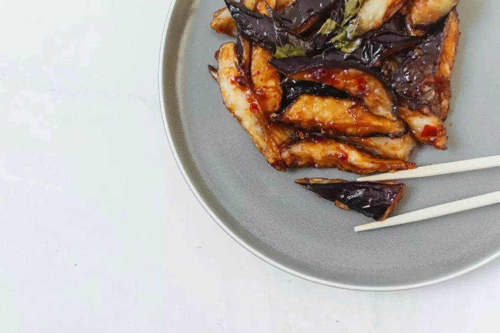 圖/茄子味甘、性涼,屬於寒涼性質的食物。